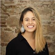 Profesora de fotografía básica y fotografía documental y story telling para niños y adultos